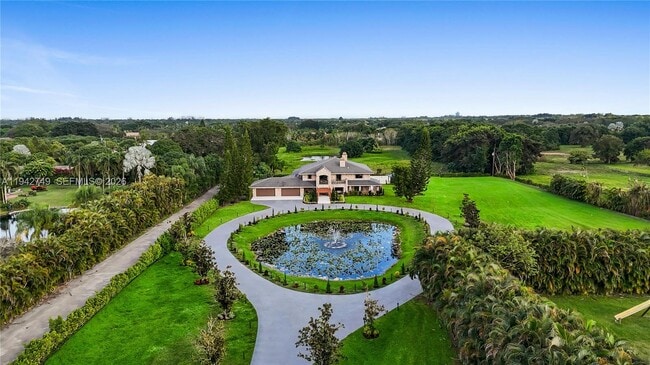 3320 SW 121st Ave in Davie, FL - Building Photo - Building Photo