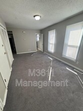 911 Washington in Lincoln, NE - Foto de edificio - Building Photo