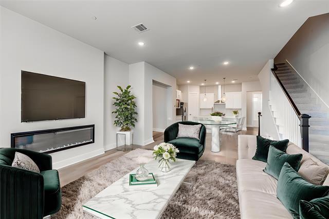 909 Heights Wy in Plano, TX - Building Photo - Building Photo