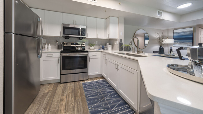 Canterbury Cove in Orlando, FL - Foto de edificio - Building Photo