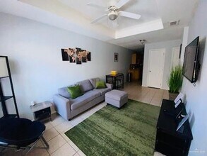 9 S 31st St in McAllen, TX - Building Photo - Building Photo