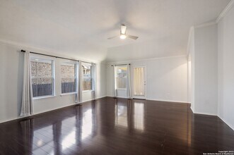 532 Wagon Wheel Way in Cibolo, TX - Building Photo - Building Photo