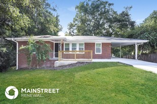 7034 Felton Ln in Mableton, GA - Building Photo