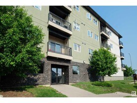 5302 51 St in Bonnyville, AB - Building Photo
