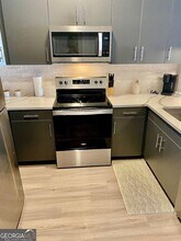 180 Jackson St NE in Atlanta, GA - Building Photo - Building Photo