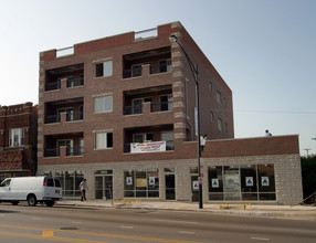 4009-4015 W Fullerton Ave in Chicago, IL - Building Photo - Building Photo