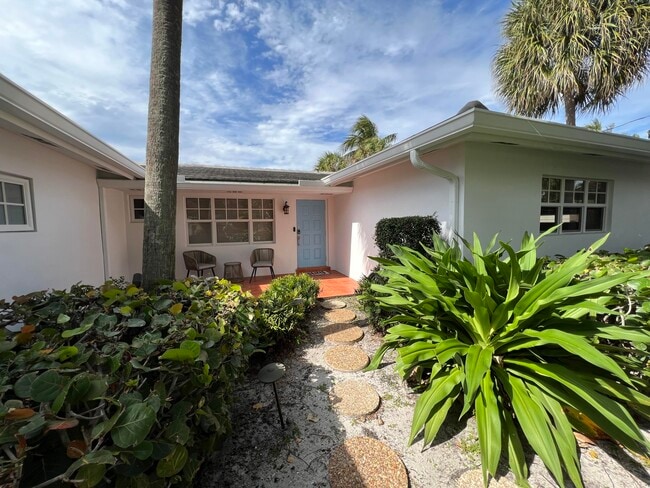 property at 1653 Poinsettia Dr