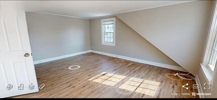 268 Locust St, Unit 3 in Fall River, MA - Foto de edificio - Building Photo