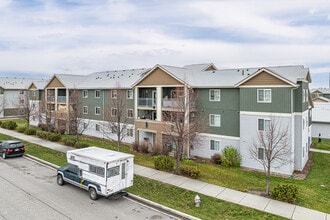 Summit Ridge Apartments in Spokane, WA - Foto de edificio - Building Photo