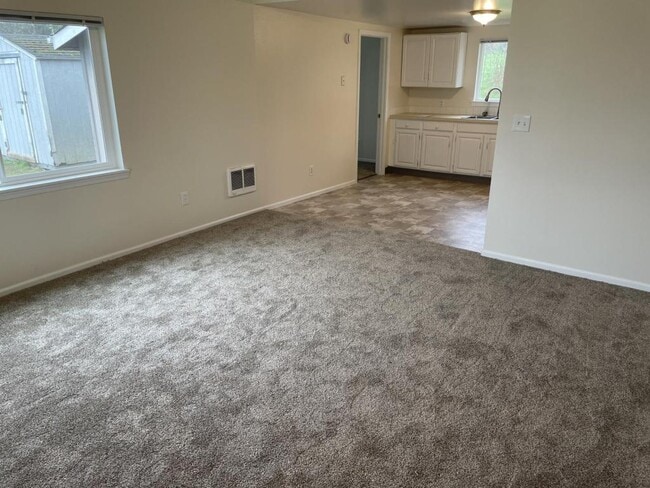 3112 NW 9th St in Corvallis, OR - Building Photo - Building Photo