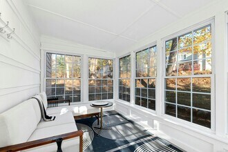 2 Cross Hwy in Westport, CT - Building Photo - Building Photo