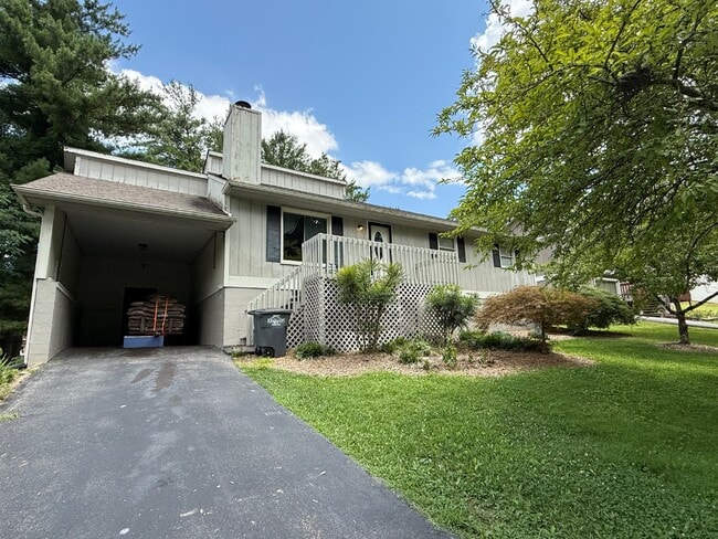 property at 1013 Chippendale Rd