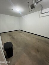 74 Weibel Ave in Saratoga Springs, NY - Foto de edificio - Building Photo