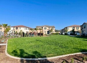 34495 Agave Dr in Winchester, CA - Foto de edificio - Building Photo