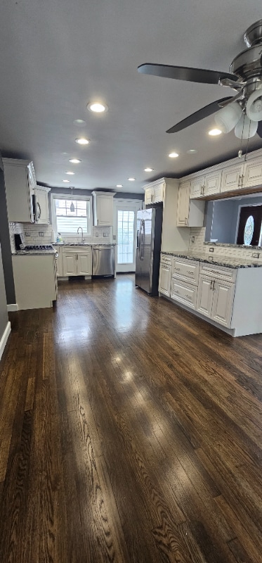 139 Saunders St in Medford, MA - Foto de edificio - Building Photo