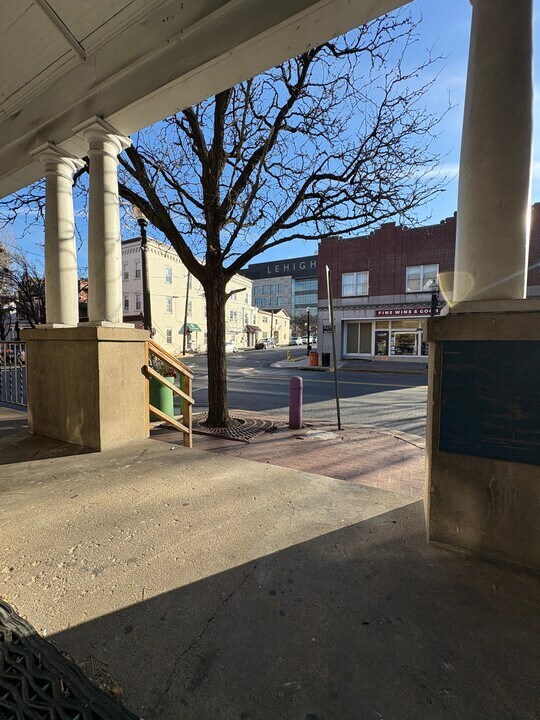 29 E 4th St, Unit Apartment 1 in Bethlehem, PA - Building Photo