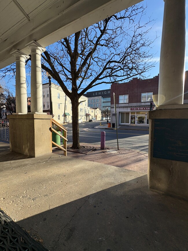 29 E 4th St, Unit Apartment 1