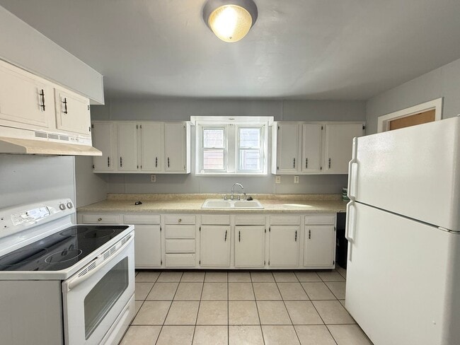 property at 1231 1/2-1409 1/2 18th Ave