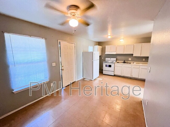 813 E Huntsville Ave