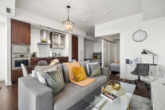 25 York St in Toronto, ON - Building Photo - Building Photo