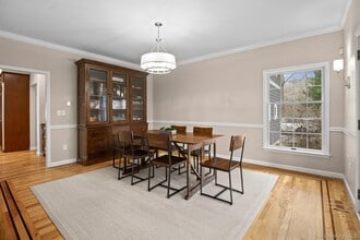 105 Hardscrabble Lake Dr in Chappaqua, NY - Building Photo - Building Photo