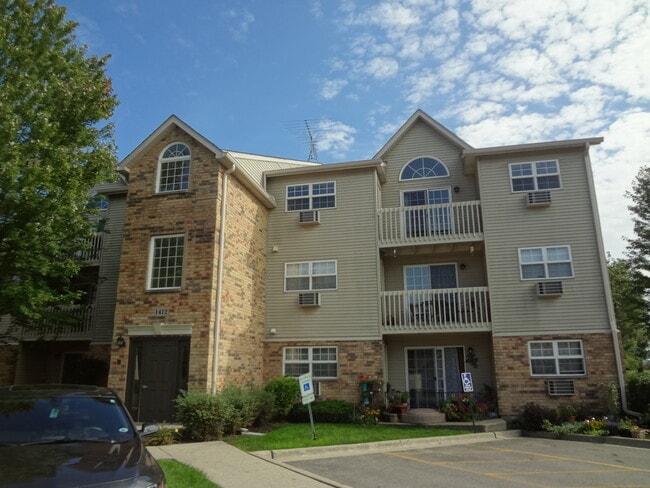 property at 1412 W Clear Water Cir