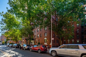 3220 Avenue H in Brooklyn, NY - Foto de edificio - Building Photo