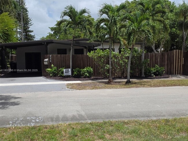 property at 1601 SW 10th St
