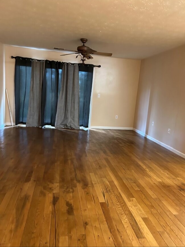 233 Legends Creek Pl, Unit 102