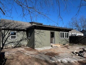 1716 NW Kinyon Ave in Lawton, OK - Building Photo - Building Photo