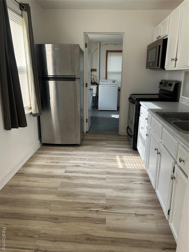 property at 20244 Westover Ave