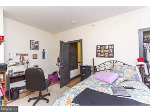 1839 N 17th St-Unit -1 in Philadelphia, PA - Building Photo - Building Photo