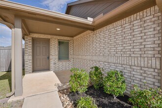 747 Hackberry Br Ct in Magnolia, TX - Building Photo - Building Photo