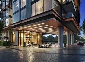 250 Lawrence Ave W in Toronto, ON - Building Photo