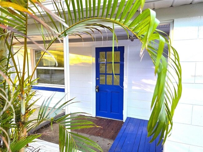 360 5th Ave NW in Largo, FL - Building Photo - Building Photo