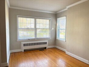 1915 Walker Ave in Greensboro, NC - Building Photo - Building Photo