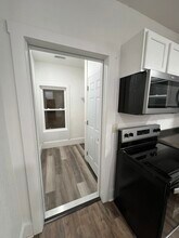 5206 King Hill Ave, Unit Apartment C in St. Joseph, MO - Building Photo - Building Photo