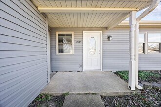 2607 NE Walker St in Bentonville, AR - Building Photo - Building Photo