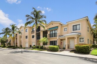 2809 Amalei Dr, Unit 110 in Palm Beach Gardens, FL - Building Photo - Building Photo