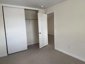 2830 NW 15th Ct, Unit A in Fort Lauderdale, FL - Building Photo - Building Photo