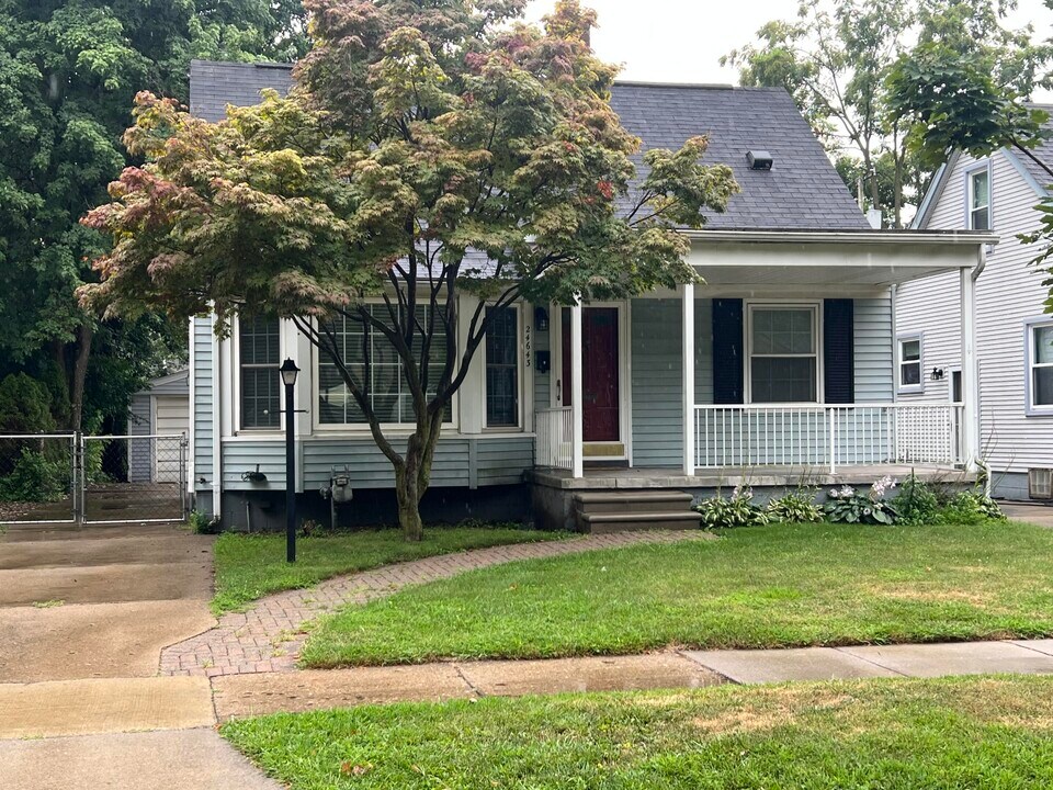 24643 Princeton St in Dearborn, MI - Building Photo