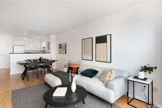 8200 Oceanview Terrace in San Francisco, CA - Building Photo - Building Photo