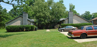 4712 Hollowell Ln Apartments