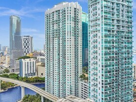 31 SE 5th St, Unit 2911 in Miami, FL - Building Photo