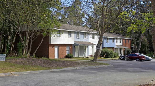 900-911 Cherokee St in Valdosta, GA - Building Photo - Building Photo