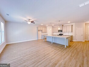 2576 Mls Cmn Dr in Decatur, GA - Building Photo - Building Photo