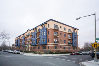 Lincoln Park Terrace in Washington, DC - Building Photo - Building Photo