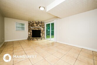 1731 Tilden Ave in Jonesboro, GA - Building Photo - Building Photo