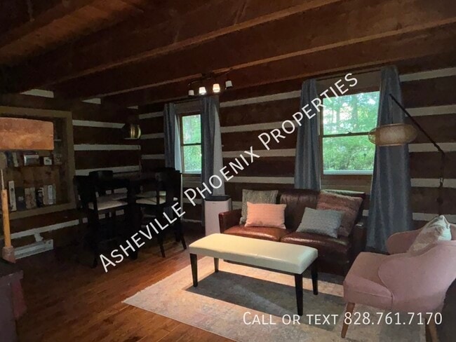 14 Canyon Cv in Candler, NC - Building Photo - Building Photo