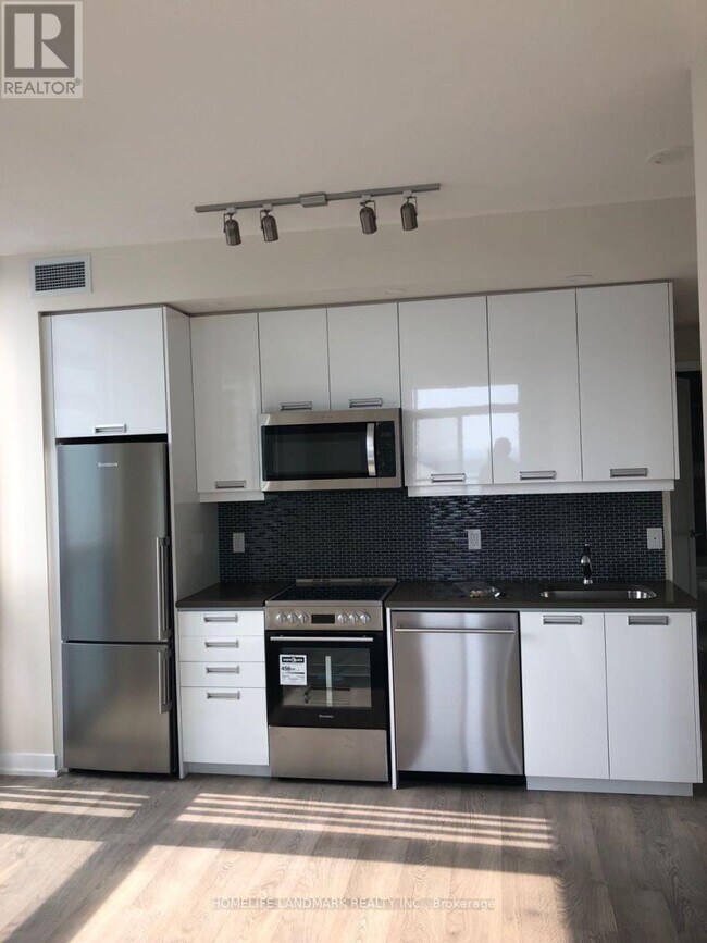 property at 99-2599 John St